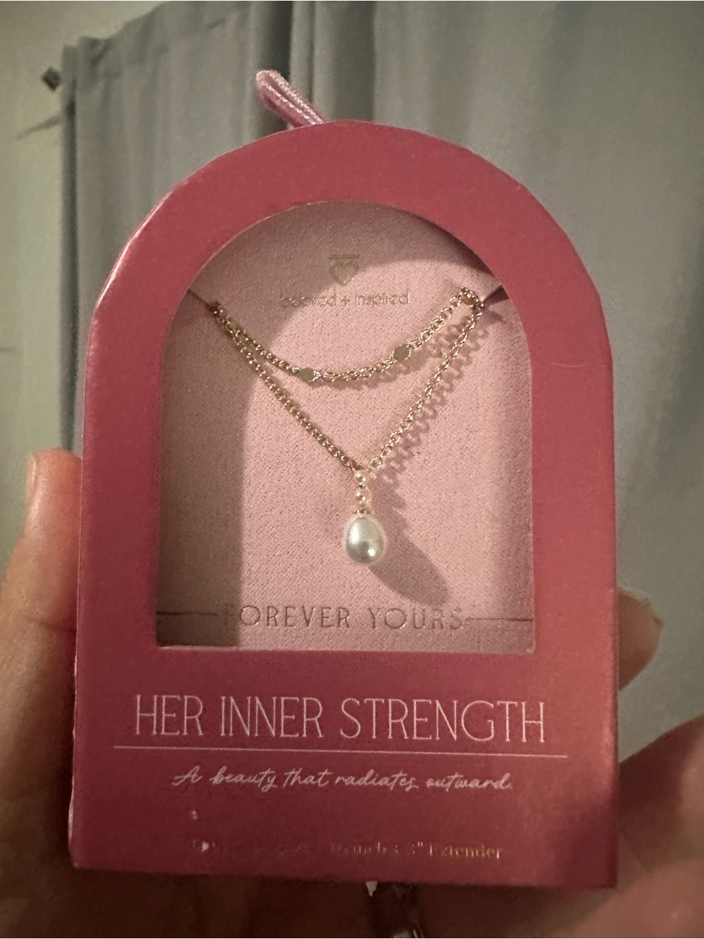 Source Unknown Gold Layered Necklace with Pearl Drop - Pink Display